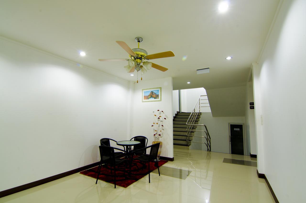Np Hotel Buriram Exteriör bild